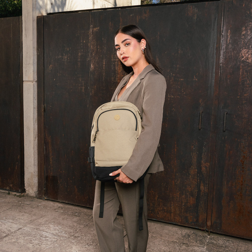 ¡Regresa con Estilo y Conquista el Semestre con Mochilas COOLCAPITAL!