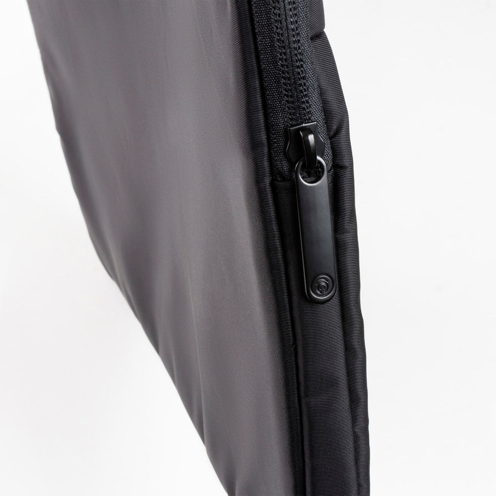 FUNDA DOTT Laptop 15.6" Acolchada Cool Capital Negro