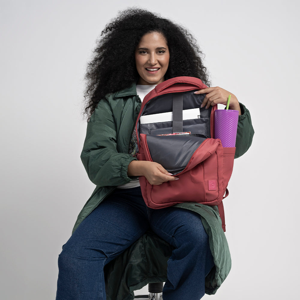 MOCHILA YUBA Laptop 15.6" Cool Capital Coral