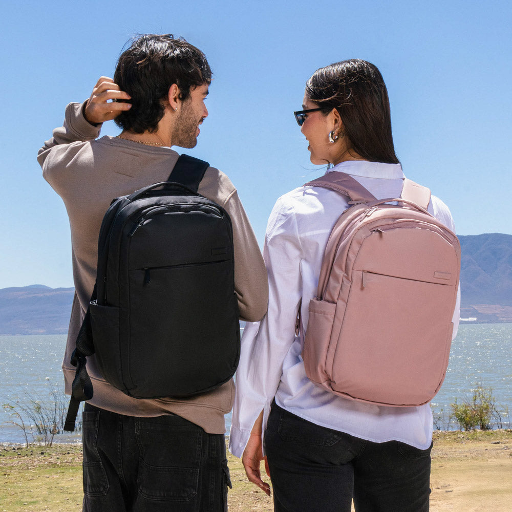 MOCHILA DOTT Laptop 15.6" Cool Capital Rosa