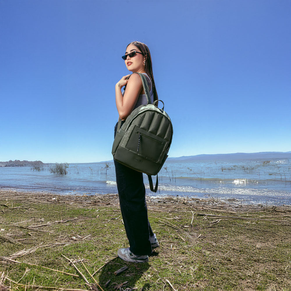 MOCHILA FUJI Laptop 15.6" Cool Capital Verde