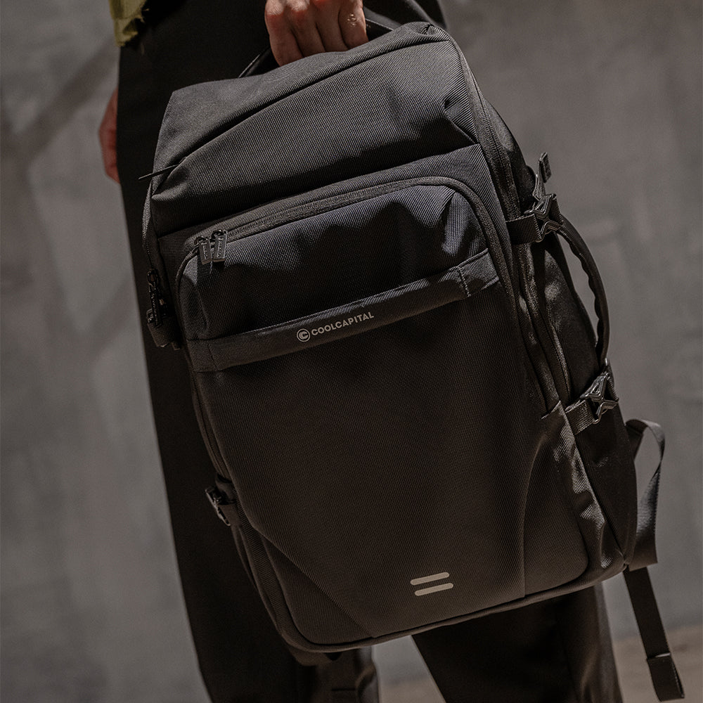 MOCHILA GOAT Laptop 15.6" Cool Capital Viajes Negra