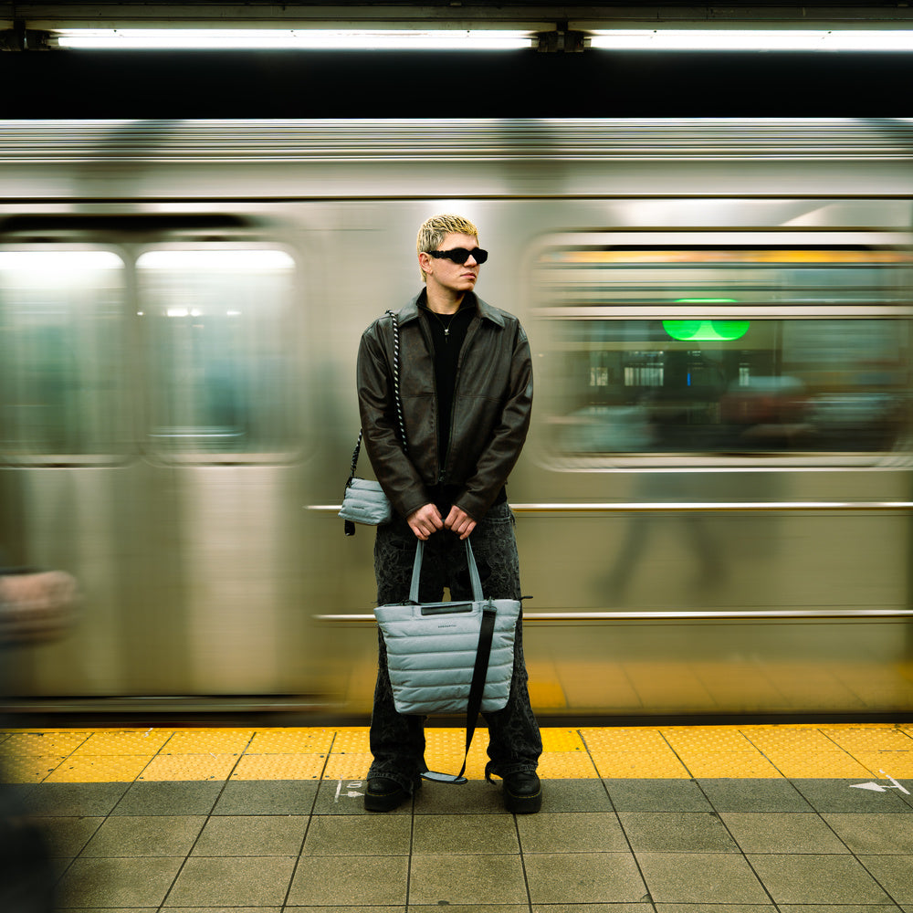 BOLSA TOTE BAG SORA Laptop 13" Cool Capital Gris